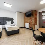 Pod Blekitnymi Podkowami 3* Wrocław