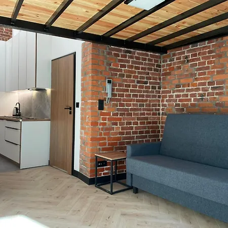 Pod Blekitnymi Podkowami Aparthotel *