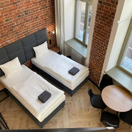 Pod Blekitnymi Podkowami Aparthotel Wroclaw