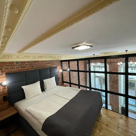 Pod Blekitnymi Podkowami Aparthotel Wroclaw