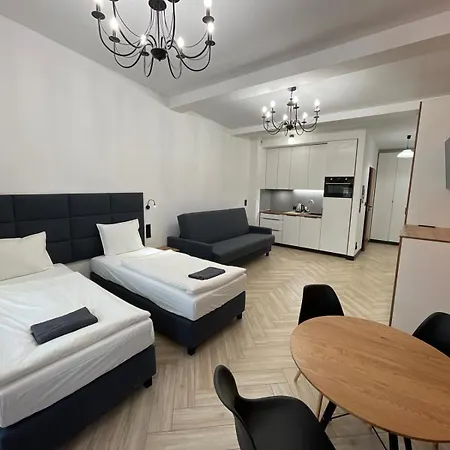 Aparthotel Pod Blekitnymi Podkowami *