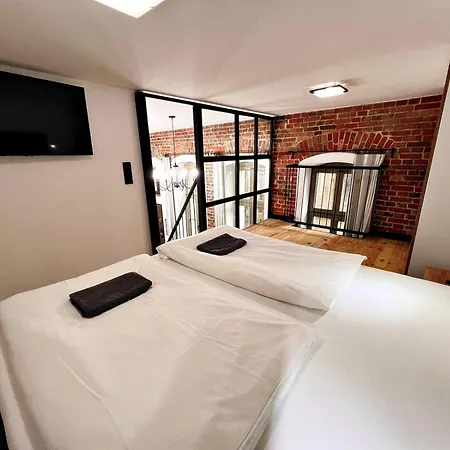 Pod Blekitnymi Podkowami Aparthotel Wroclaw