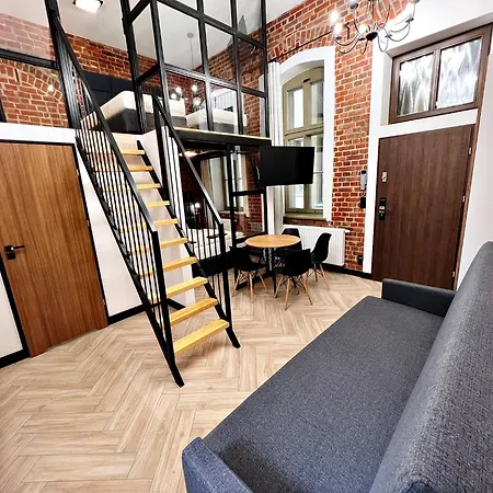 Aparthotel Pod Blekitnymi Podkowami Wroclaw