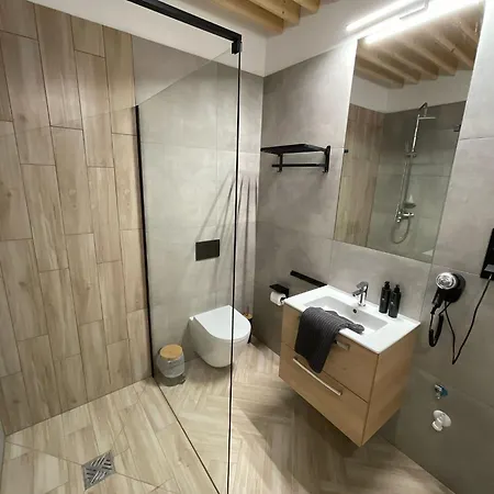 Pod Blekitnymi Podkowami Aparthotel 3*