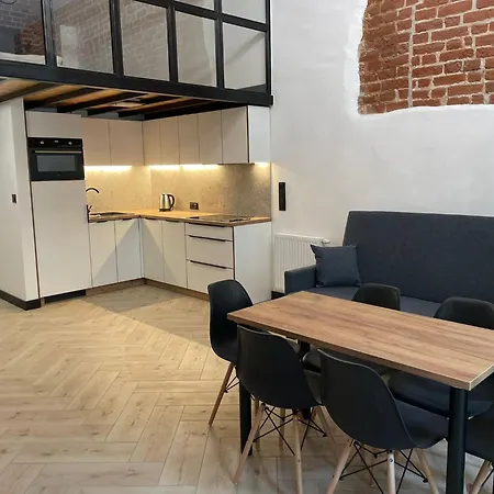 شقة فندقية Pod Blekitnymi Podkowami