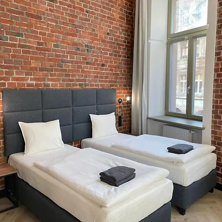 شقة فندقية Pod Blekitnymi Podkowami فروتسواف