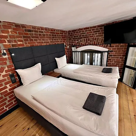 Pod Blekitnymi Podkowami شقة فندقية