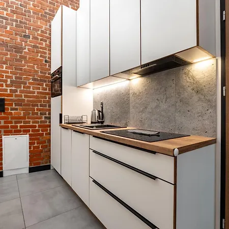 Aparthotel Pod Blekitnymi Podkowami 3*