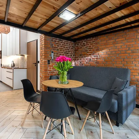 Pod Blekitnymi Podkowami 3* Wroclaw