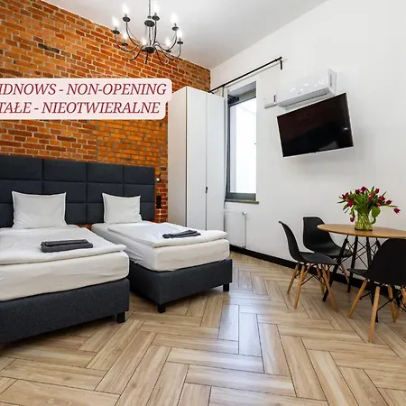 Pod Błękitnymi Podkowami Hotel apartamentowy 3*
