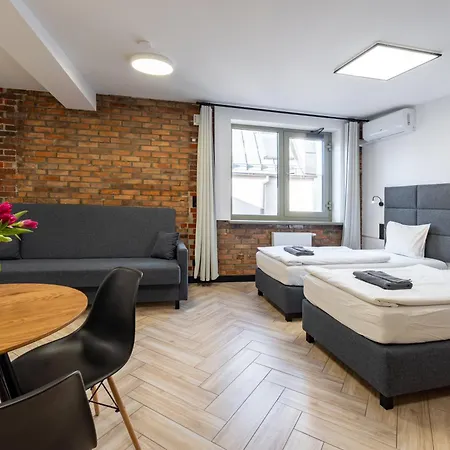 Hotel apartamentowy Pod Błękitnymi Podkowami 3*