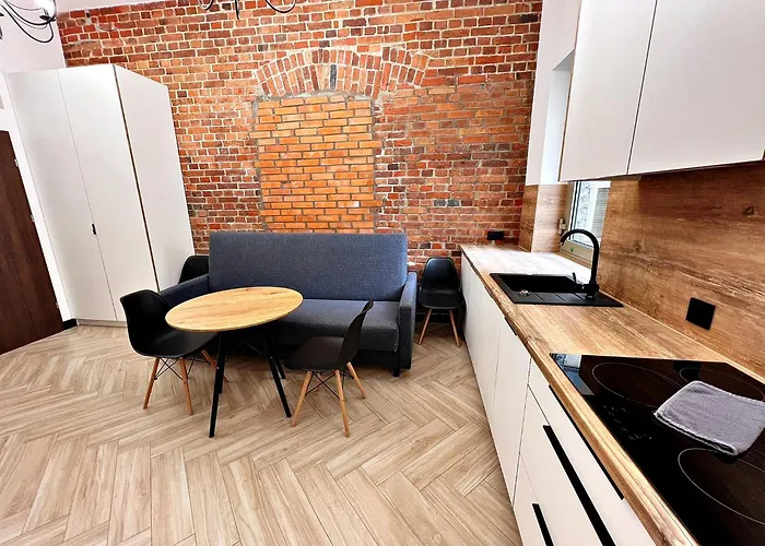 Apartahotel Pod Blekitnymi Podkowami Breslavia