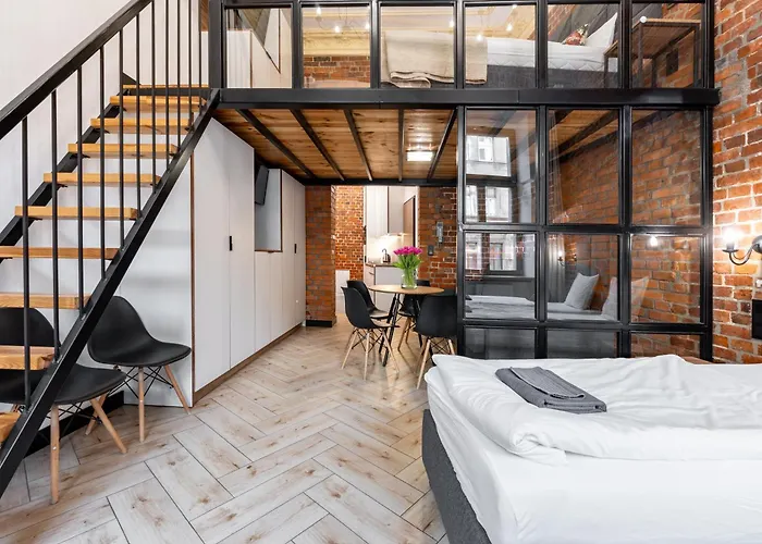 Pod Blekitnymi Podkowami Apartahotel Breslavia