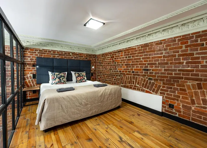 Pod Blekitnymi Podkowami Apartahotel