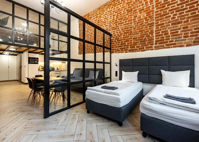 Apartahotel Pod Blekitnymi Podkowami Breslavia