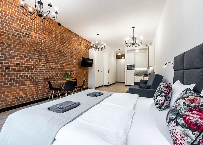 Pod Blekitnymi Podkowami Aparthotel Wroclaw