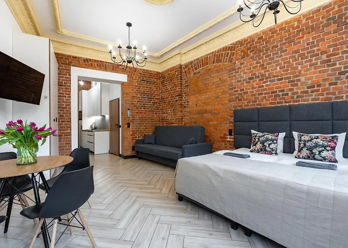 Pod Blekitnymi Podkowami Apartahotel Breslavia