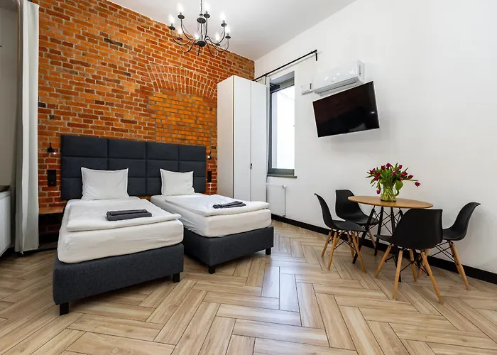 Pod Blekitnymi Podkowami 3* Wroclaw