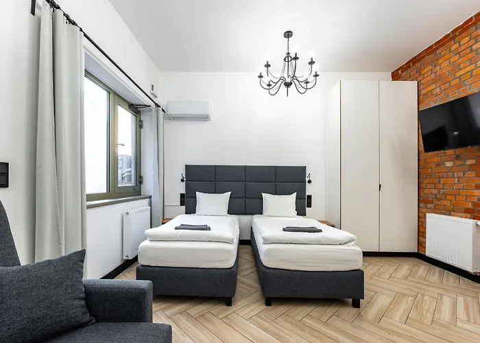 Pod Blekitnymi Podkowami Apartahotel