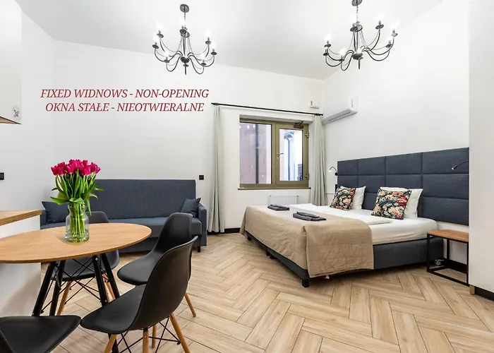 Aparthotel Pod Blekitnymi Podkowami 3*