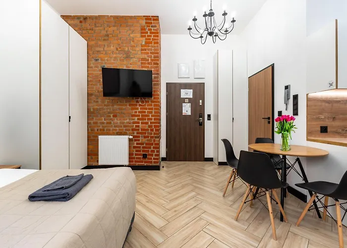 Апарт-готель Pod Blekitnymi Podkowami 3*